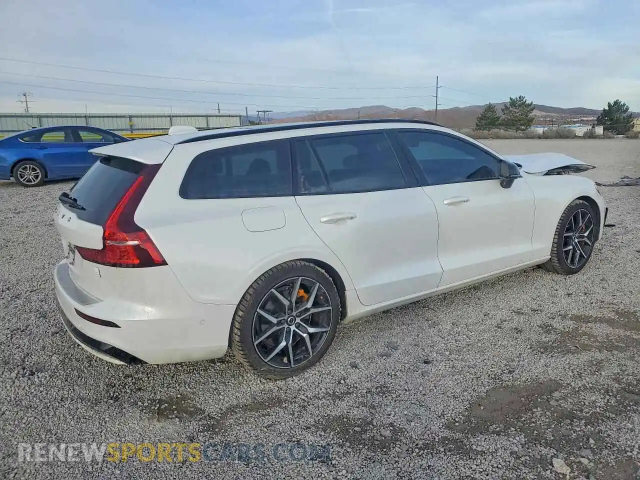 3 Photograph of a damaged car YV1H60EP3R1620298 VOLVO V60 2024