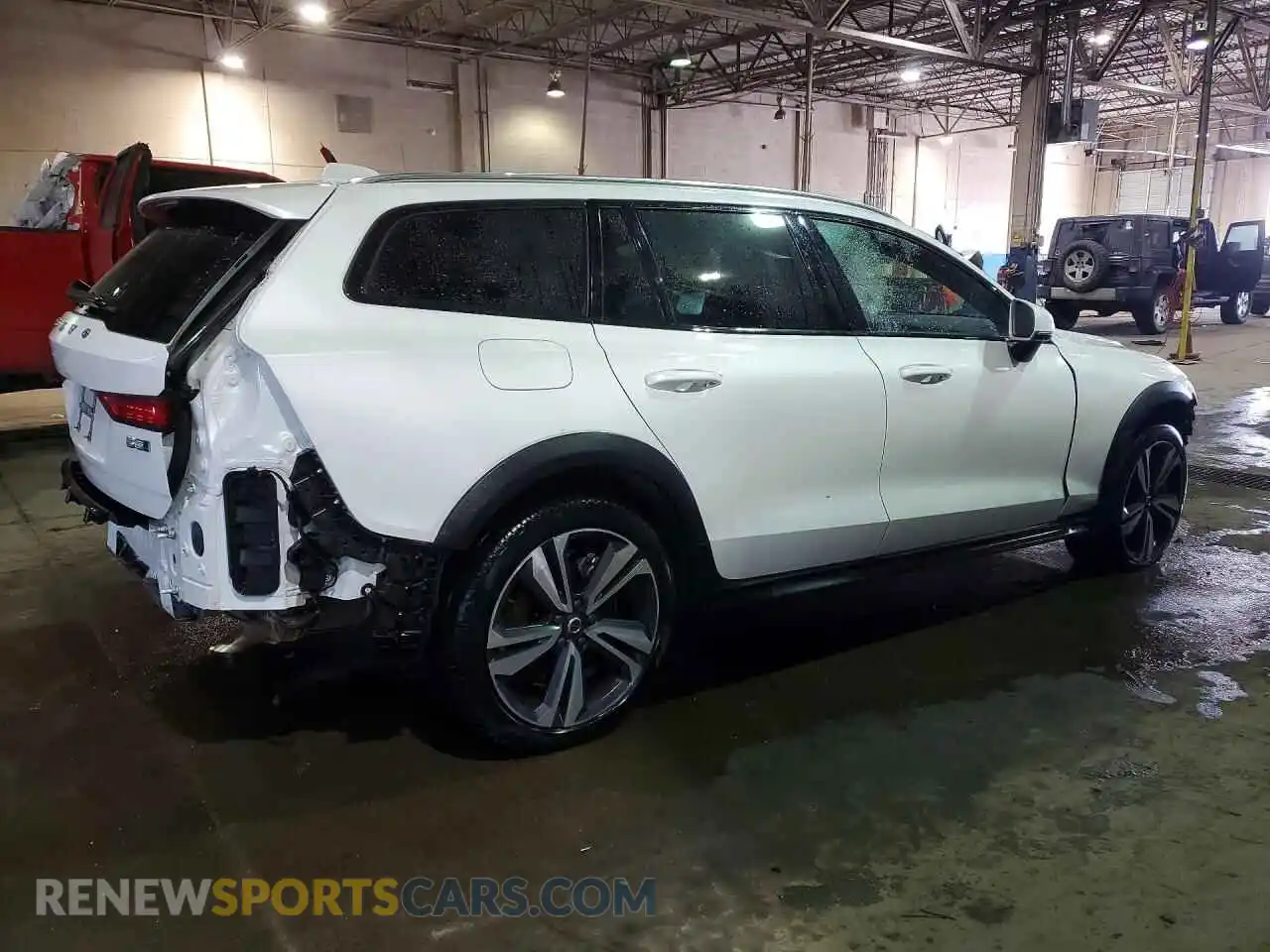 3 fotografías del automóvil dañado YV4L12WK6S2146163 VOLVO V60 2025