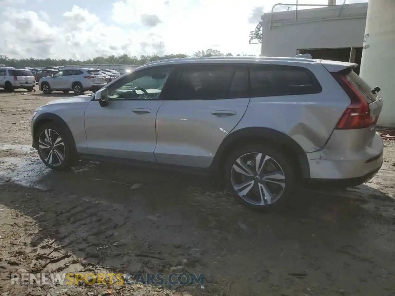 2 Photograph of a damaged car YV4L12WKXS2149583 VOLVO V60 2025