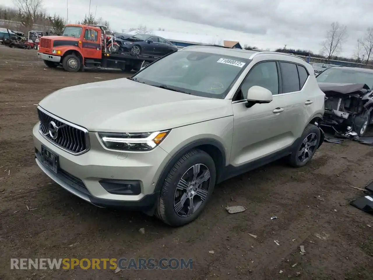 1 Photograph of a damaged car YV4162ULXK2062769 VOLVO XC40 2019
