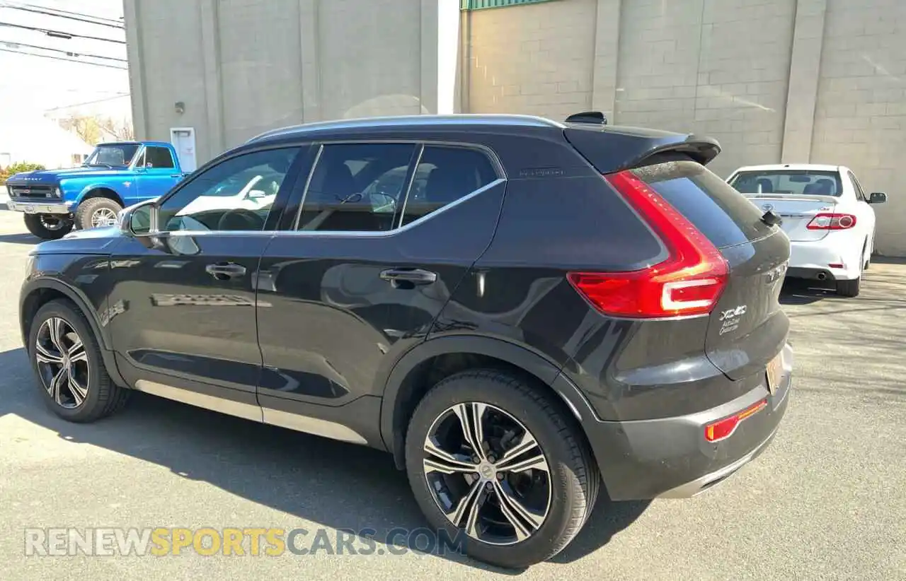 3 fotografías del automóvil dañado YV4162ULXK2127457 VOLVO XC40 2019
