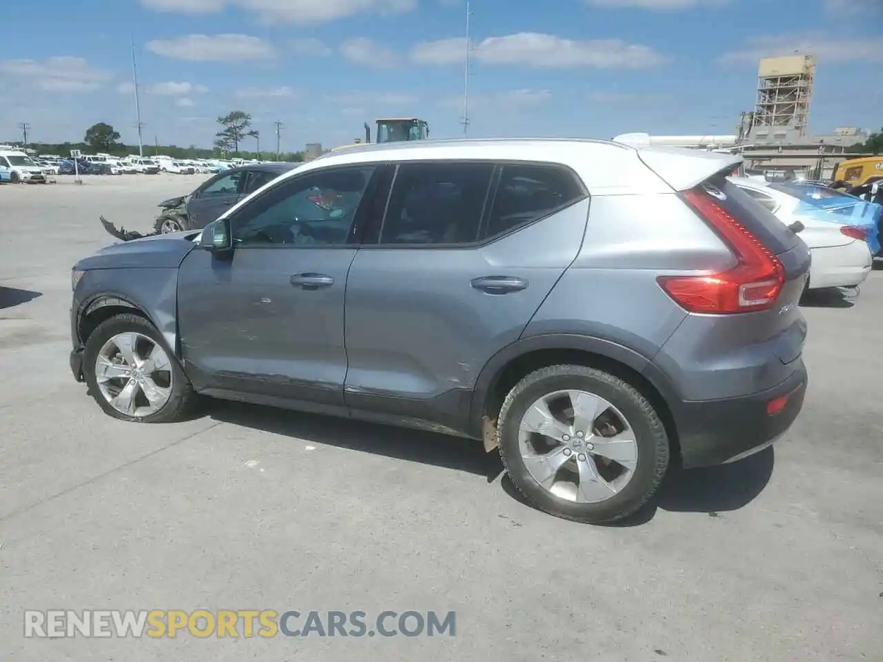 2 Photograph of a damaged car YV4162XZ2K2008379 VOLVO XC40 2019