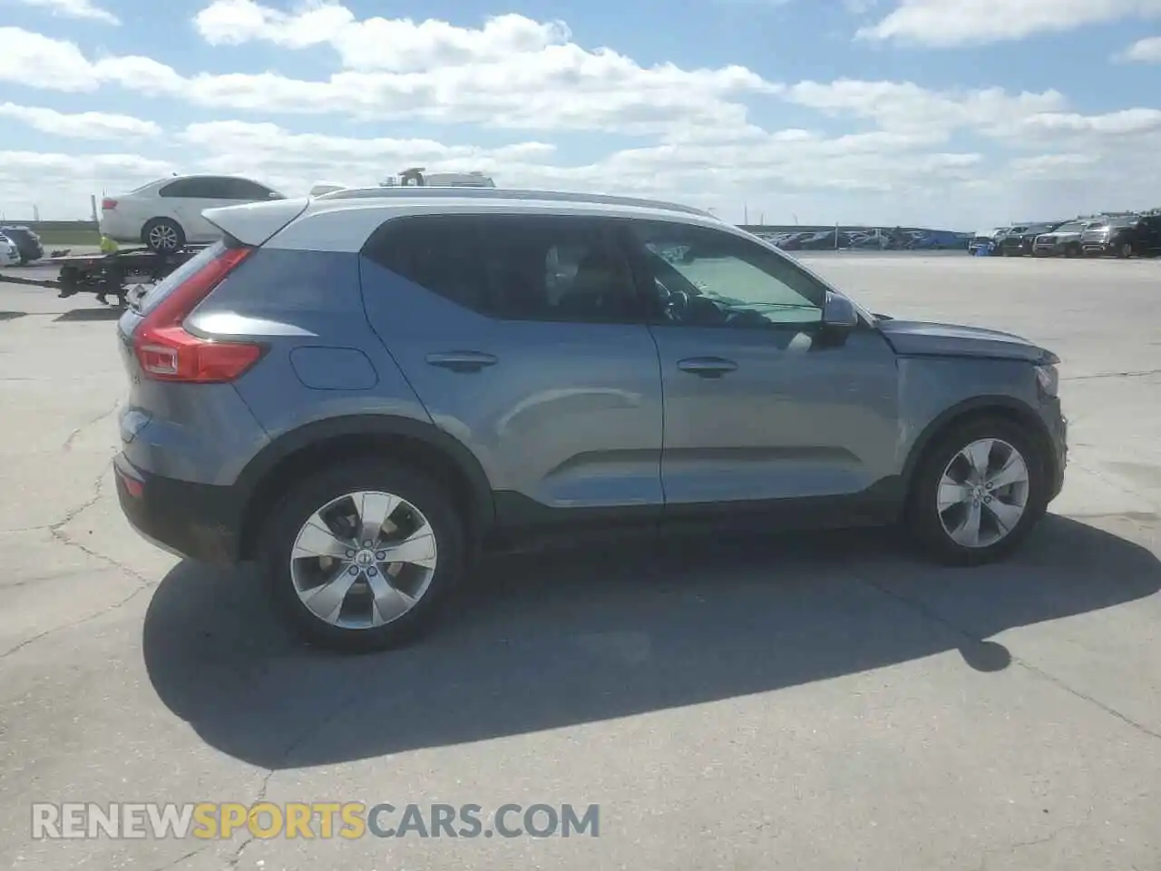 3 Photograph of a damaged car YV4162XZ2K2008379 VOLVO XC40 2019