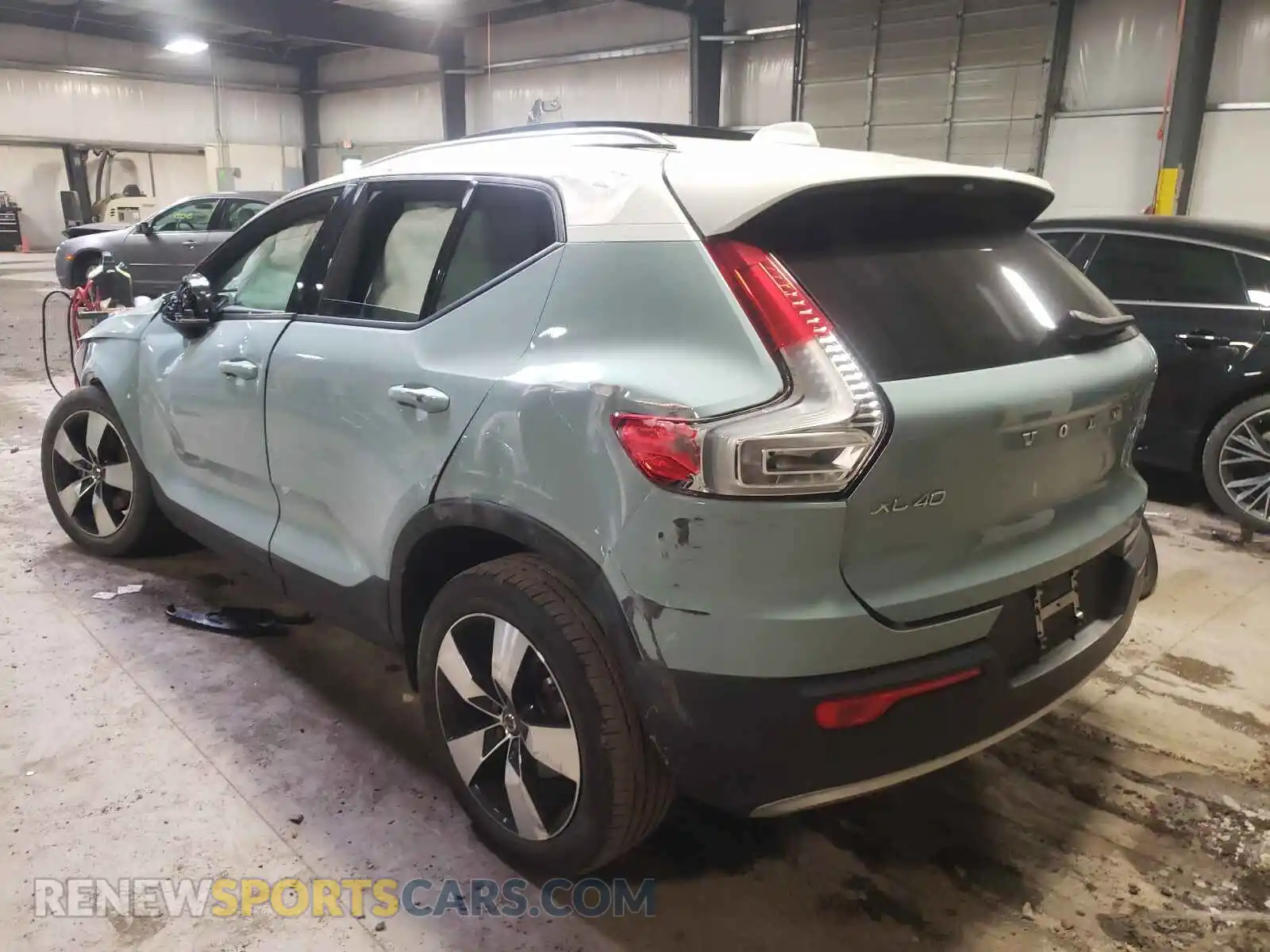 3 Photograph of a damaged car YV4162XZ5K2004052 VOLVO XC40 2019