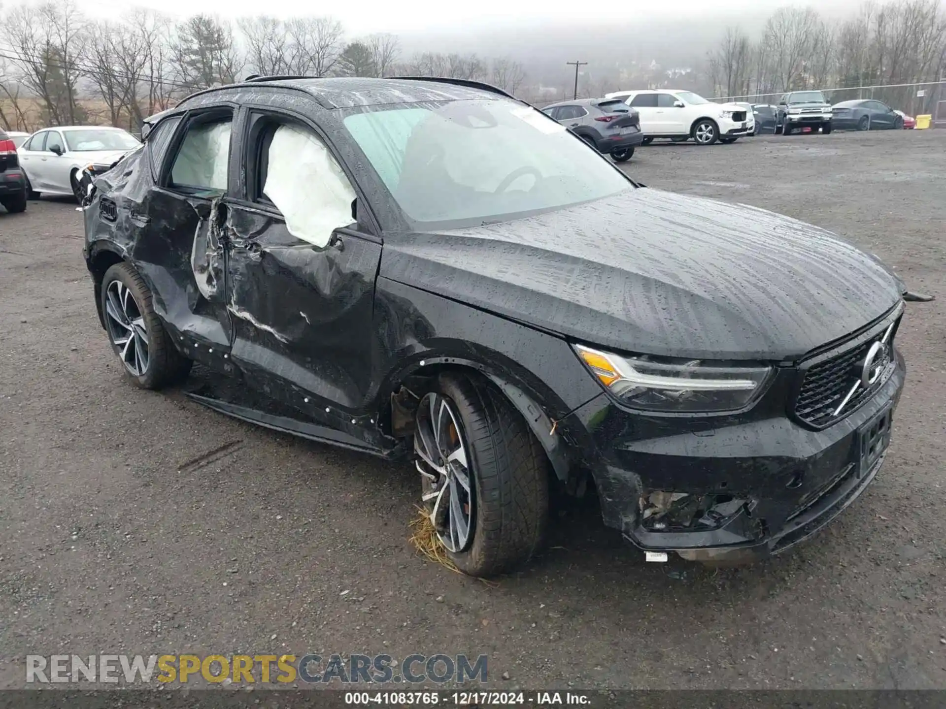 1 Photograph of a damaged car YV4162XZ5K2013799 VOLVO XC40 2019