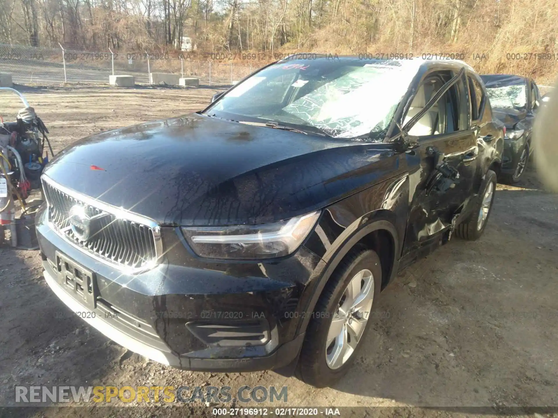 2 Photograph of a damaged car YV4162XZ7K2008362 VOLVO XC40 2019