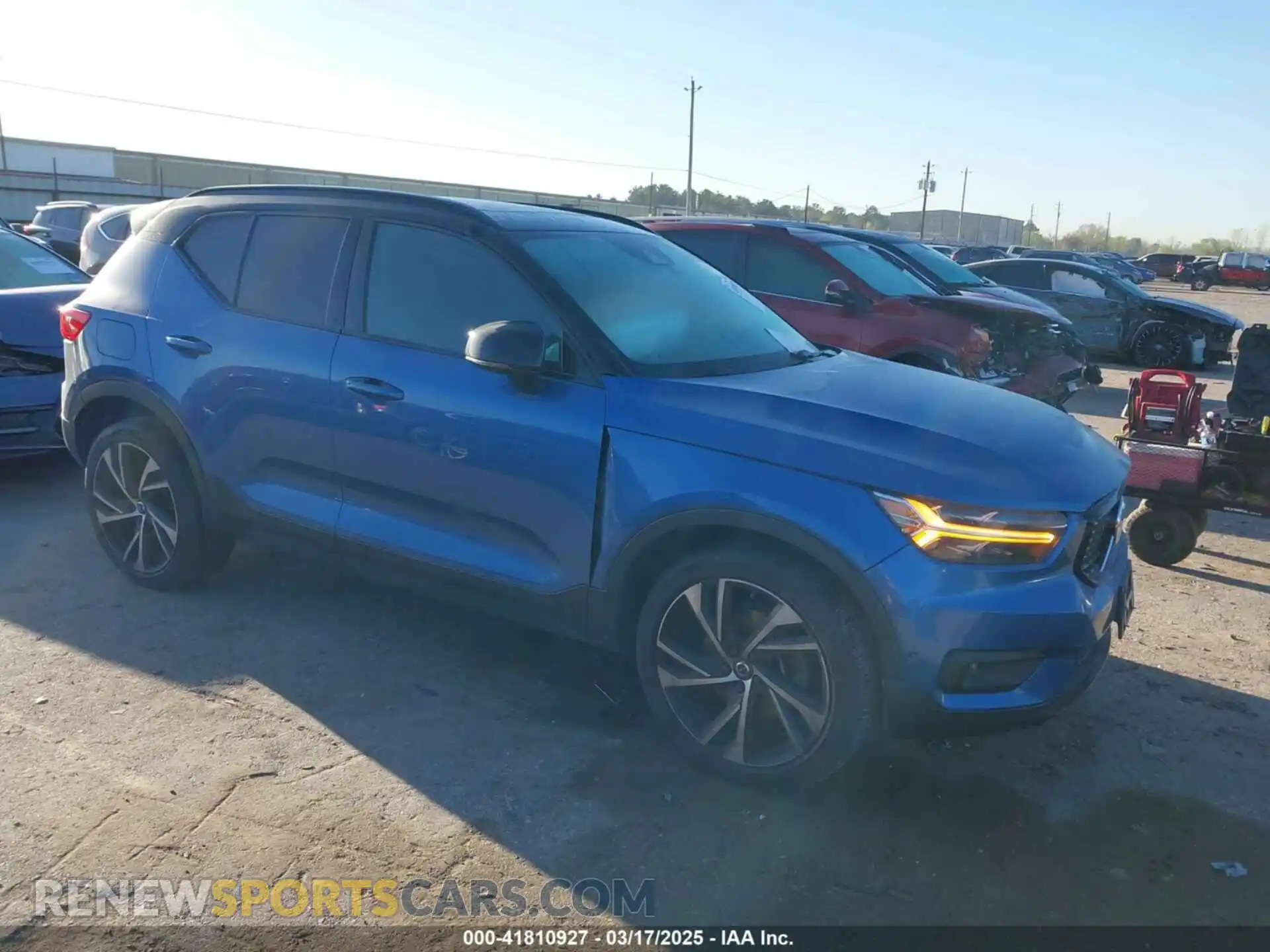 1 Photograph of a damaged car YV4AC2HM1K2105875 VOLVO XC40 2019