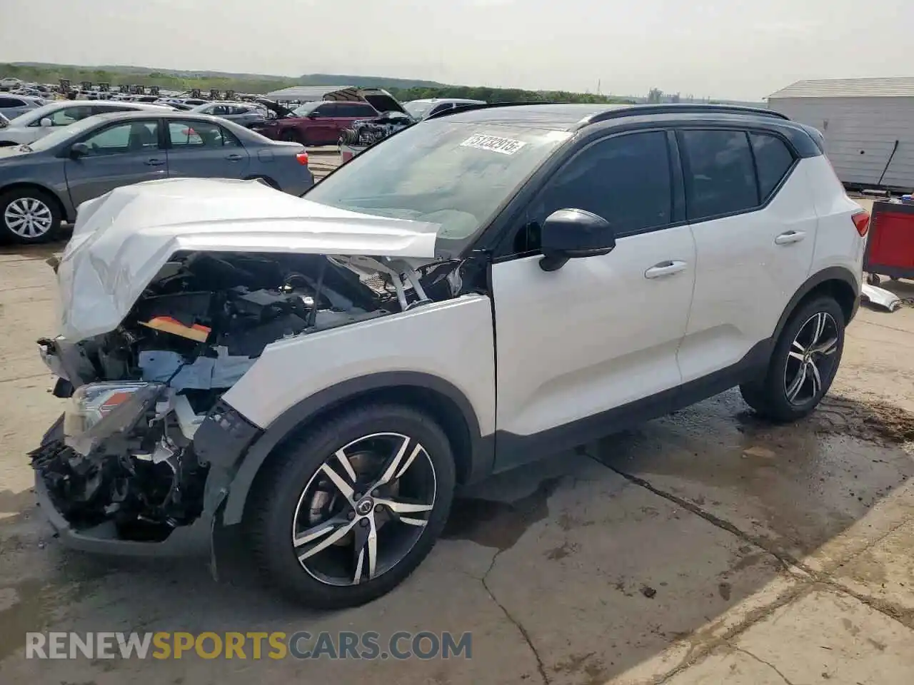 1 Photograph of a damaged car YV4AC2HM2K2108414 VOLVO XC40 2019