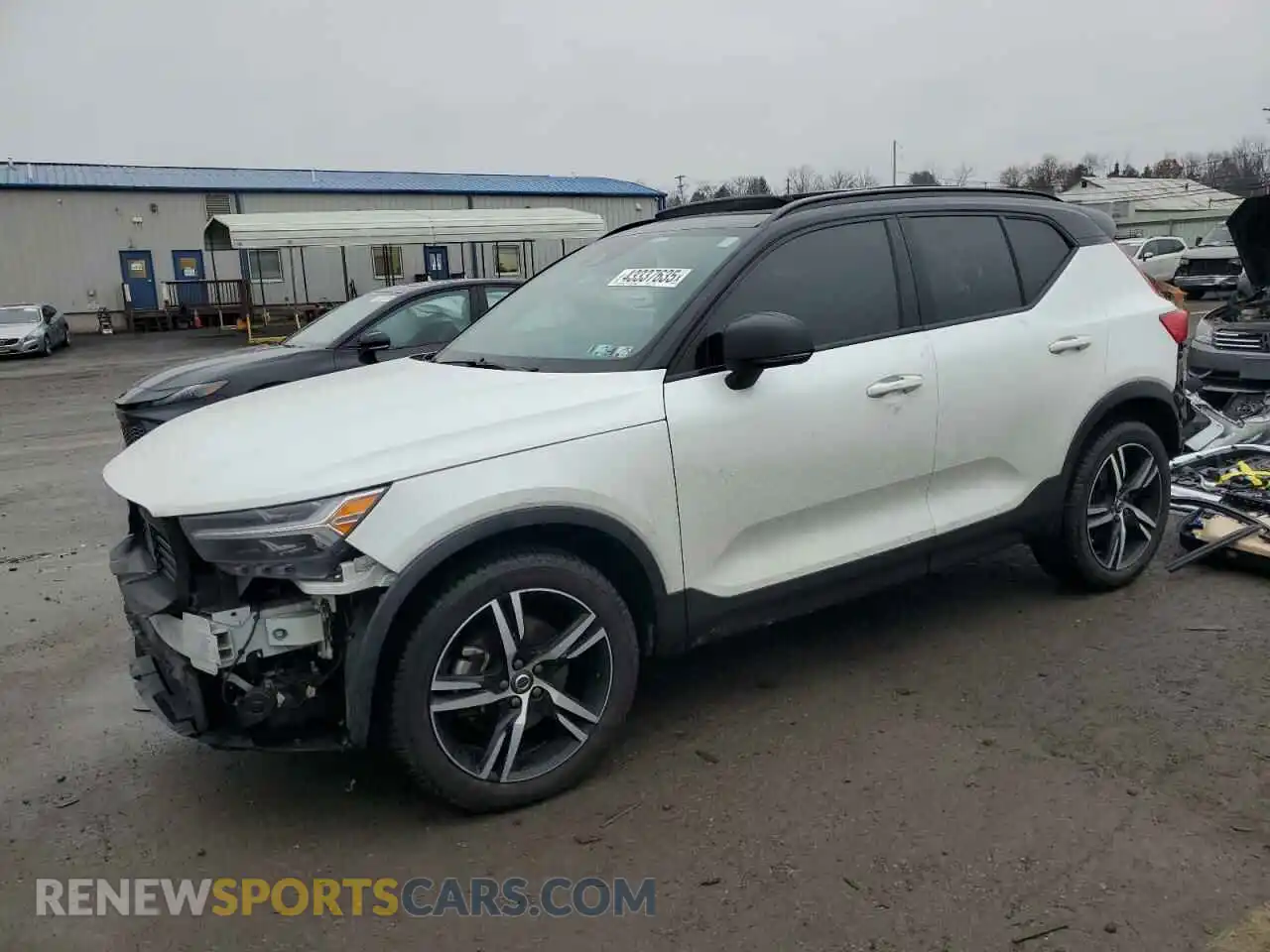 1 Photograph of a damaged car YV4AC2HMXK2068129 VOLVO XC40 2019
