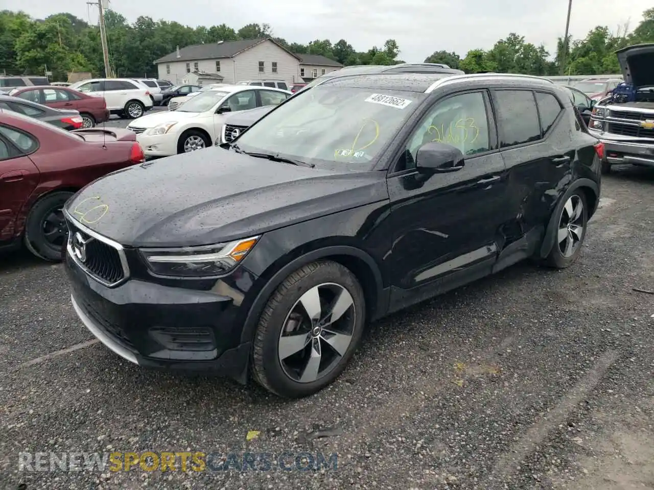 2 Photograph of a damaged car YV4162UK9L2174780 VOLVO XC40 2020