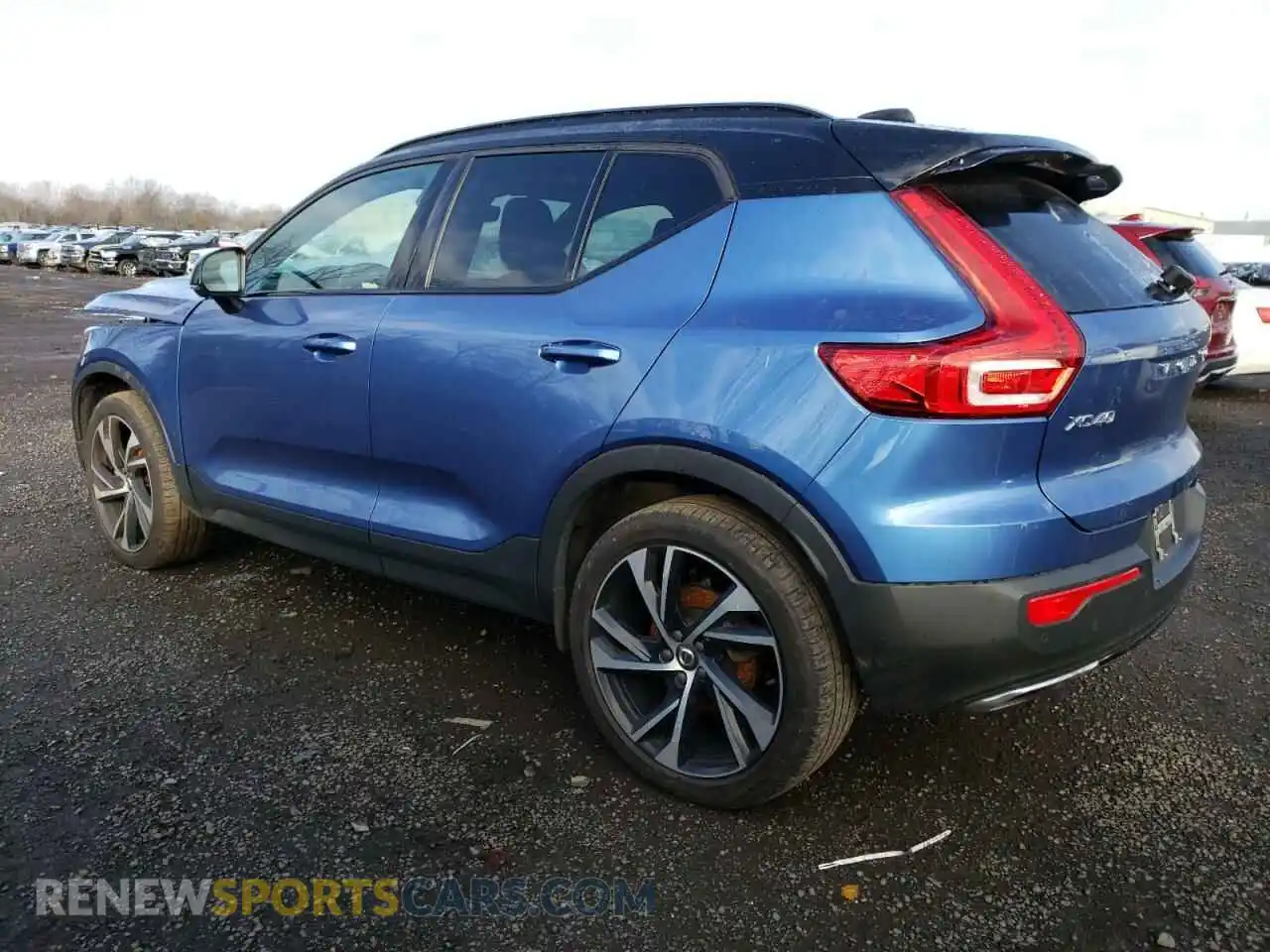 2 Photograph of a damaged car YV4162UM2L2243214 VOLVO XC40 2020