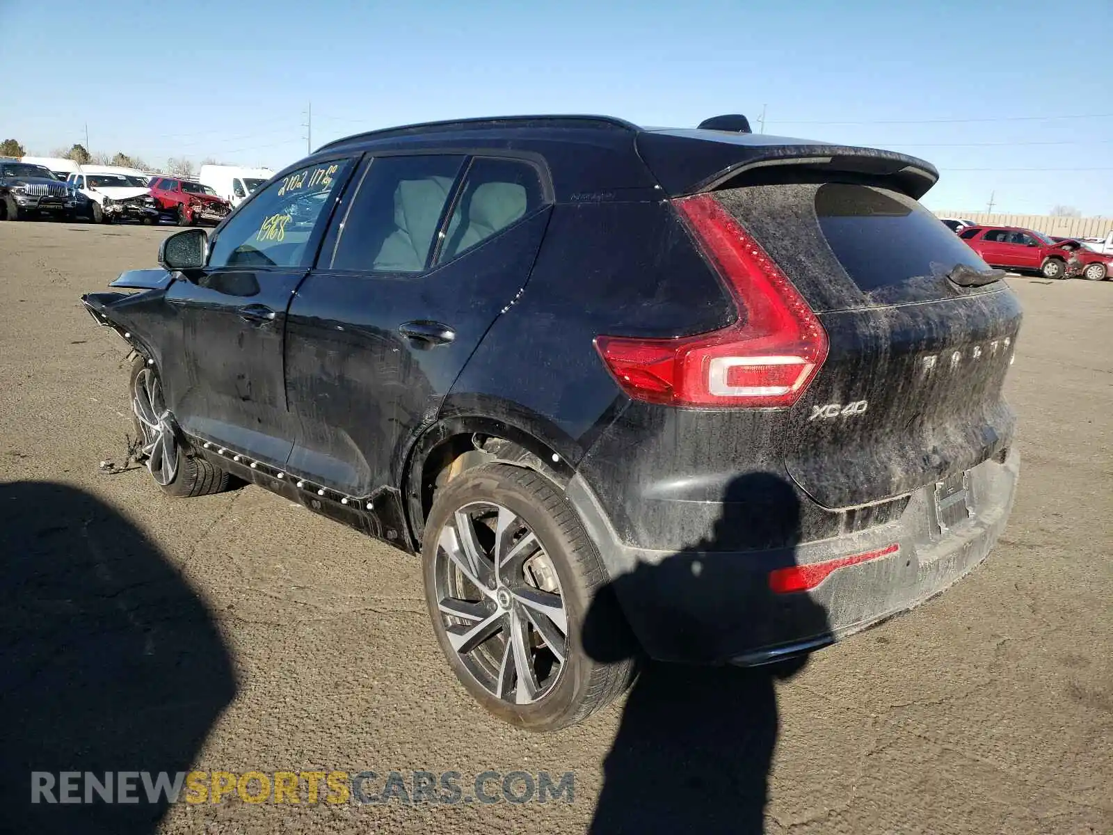 3 fotografías del automóvil dañado YV4162UM5L2248486 VOLVO XC40 2020