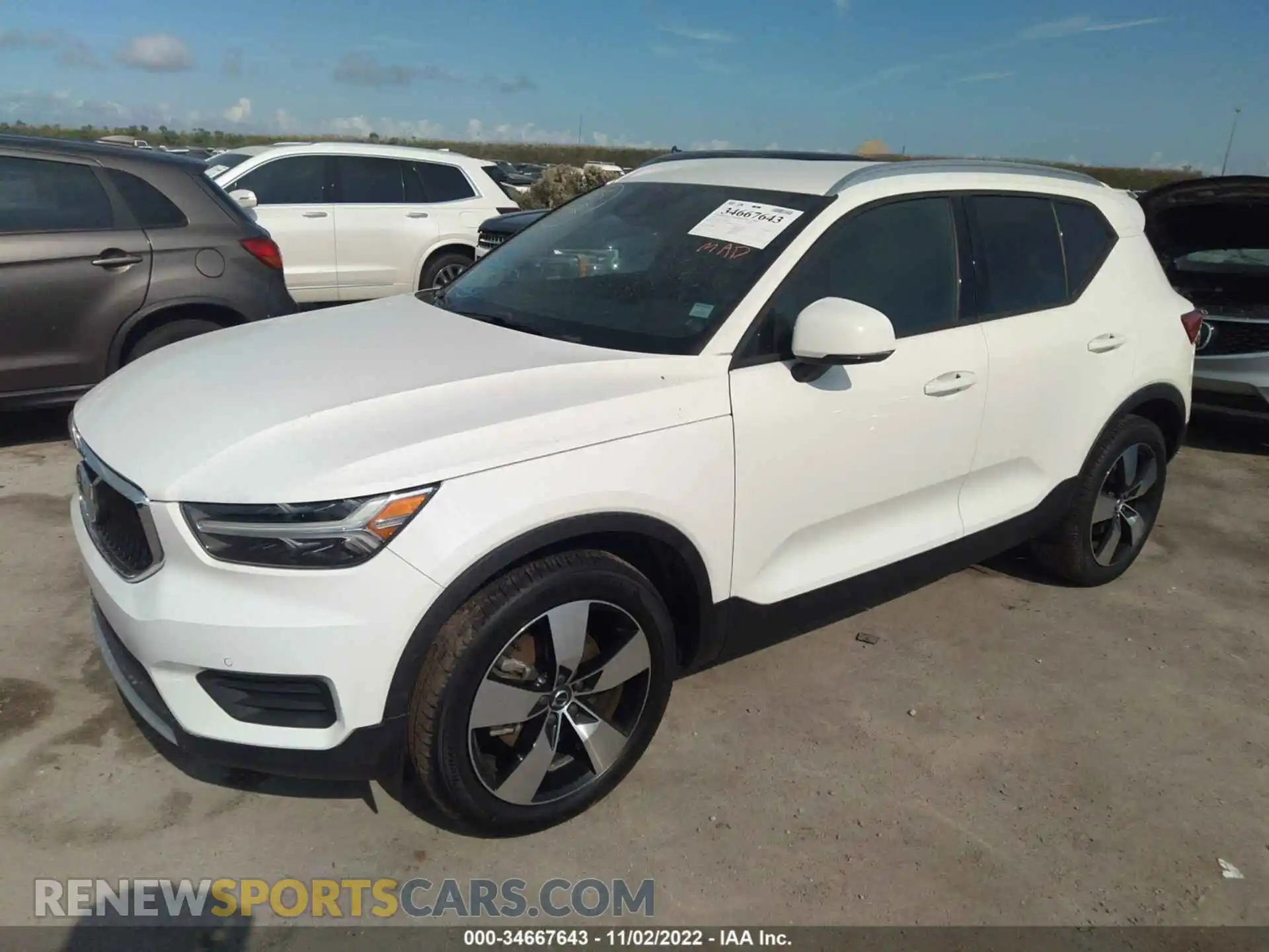 2 Photograph of a damaged car YV4AC2HK3L2198883 VOLVO XC40 2020