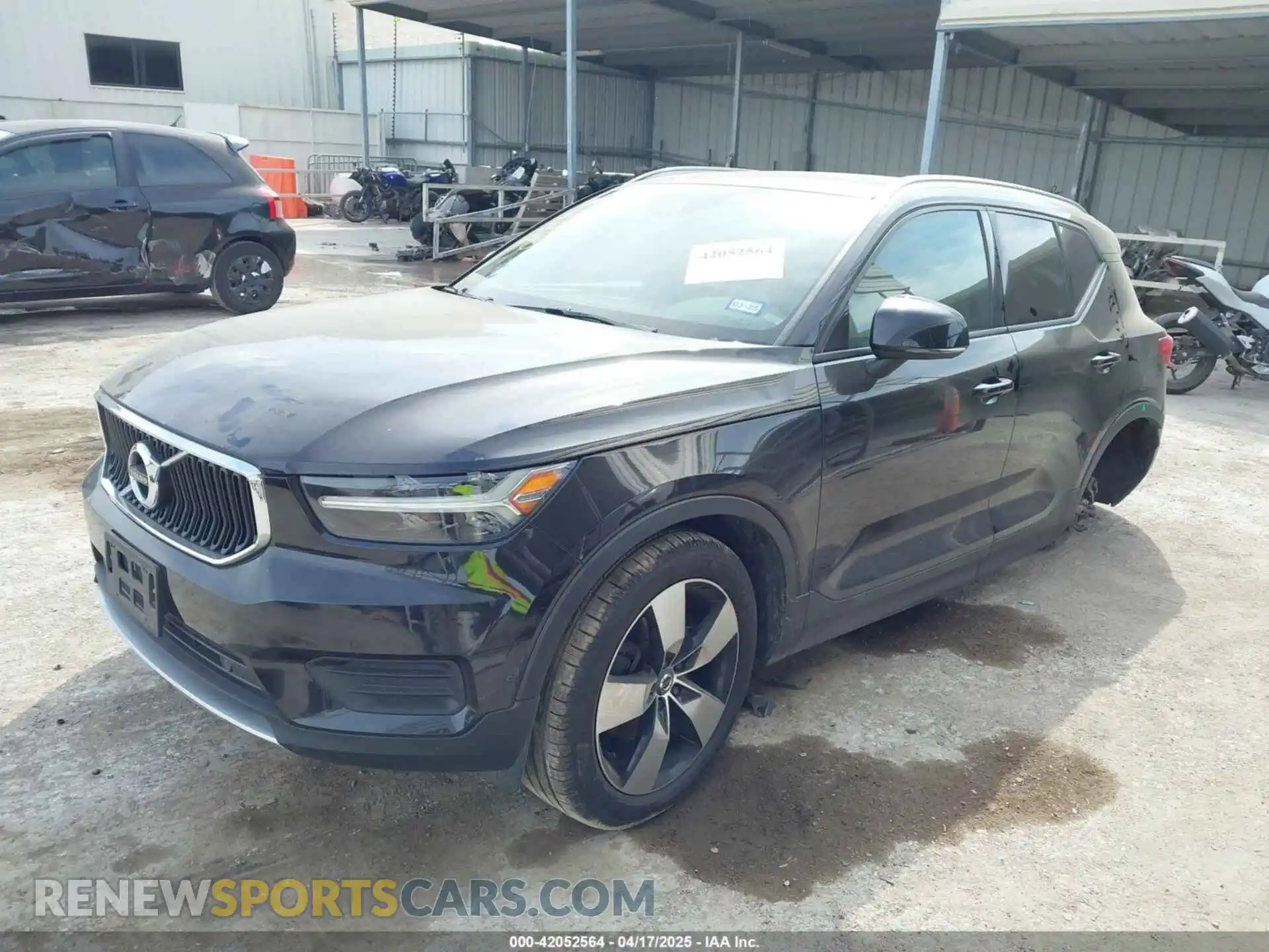 2 Photograph of a damaged car YV4AC2HK5L2202352 VOLVO XC40 2020