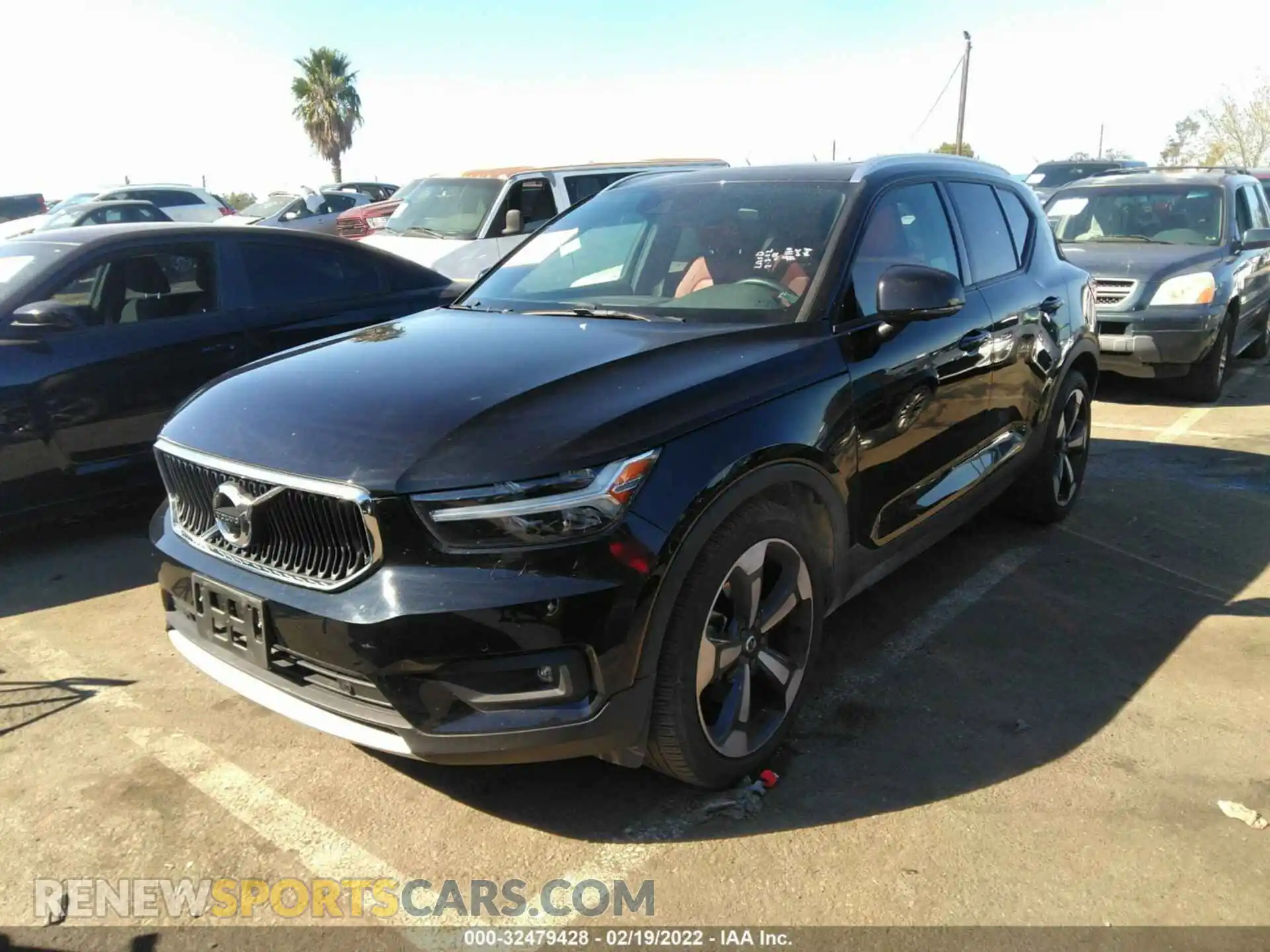 2 Photograph of a damaged car YV4AC2HK5L2207437 VOLVO XC40 2020