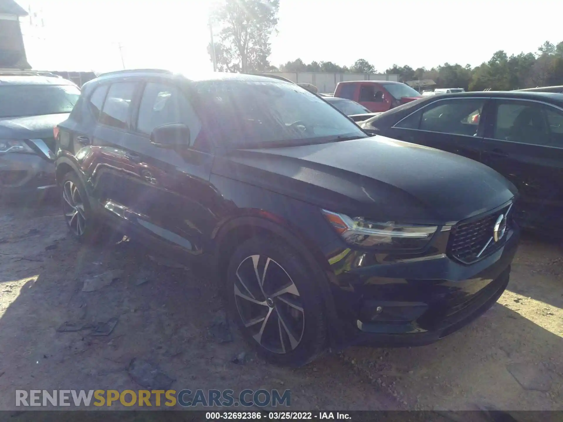 1 Photograph of a damaged car YV4AC2HM8L2325919 VOLVO XC40 2020