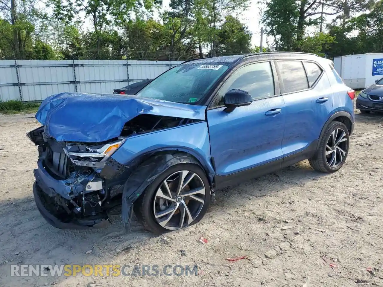 1 Photograph of a damaged car YV4AC2HM9L2323676 VOLVO XC40 2020