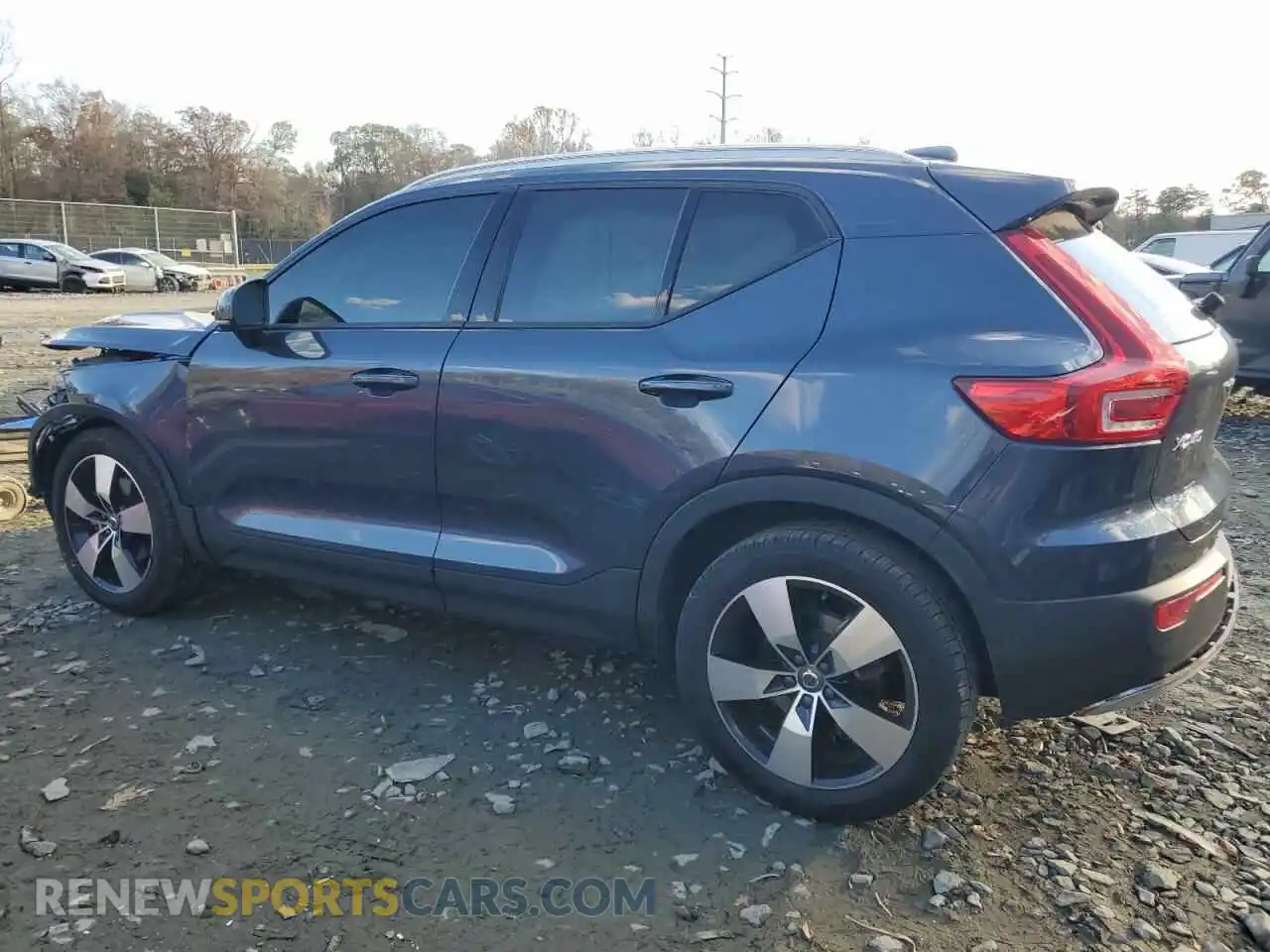 2 Photograph of a damaged car YV4162UK9M2422639 VOLVO XC40 2021
