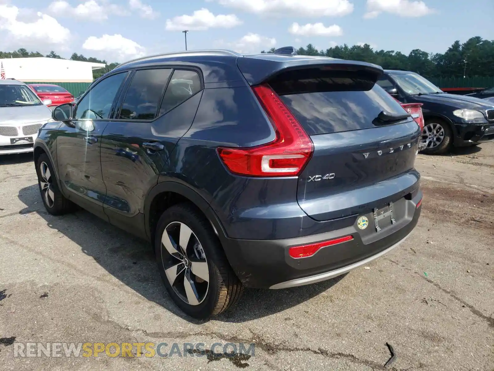 3 Фотография поврежденного автомобиля YV4162UKXM2532857 VOLVO XC40 2021