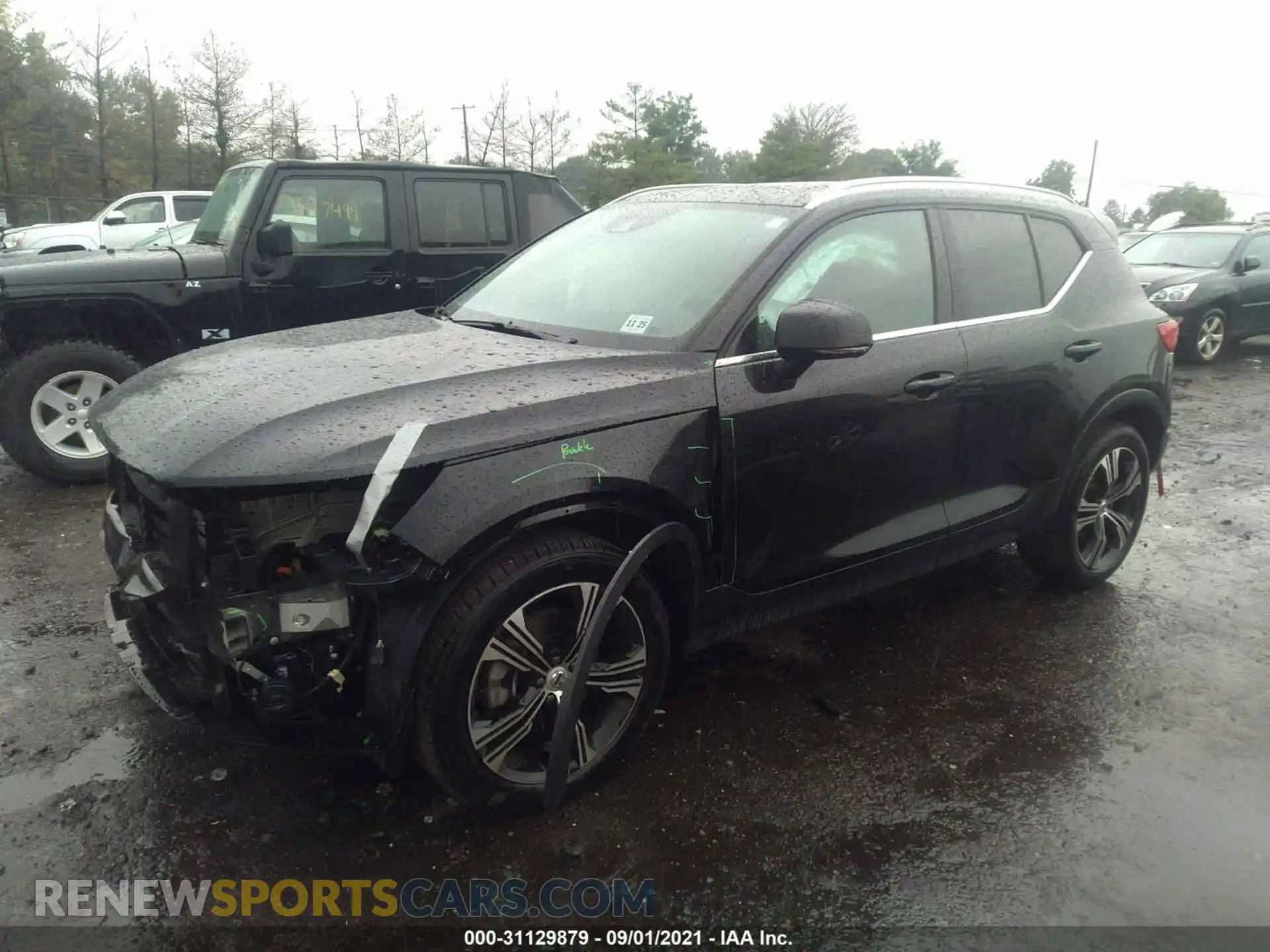 2 Photograph of a damaged car YV4162UL1M2451495 VOLVO XC40 2021