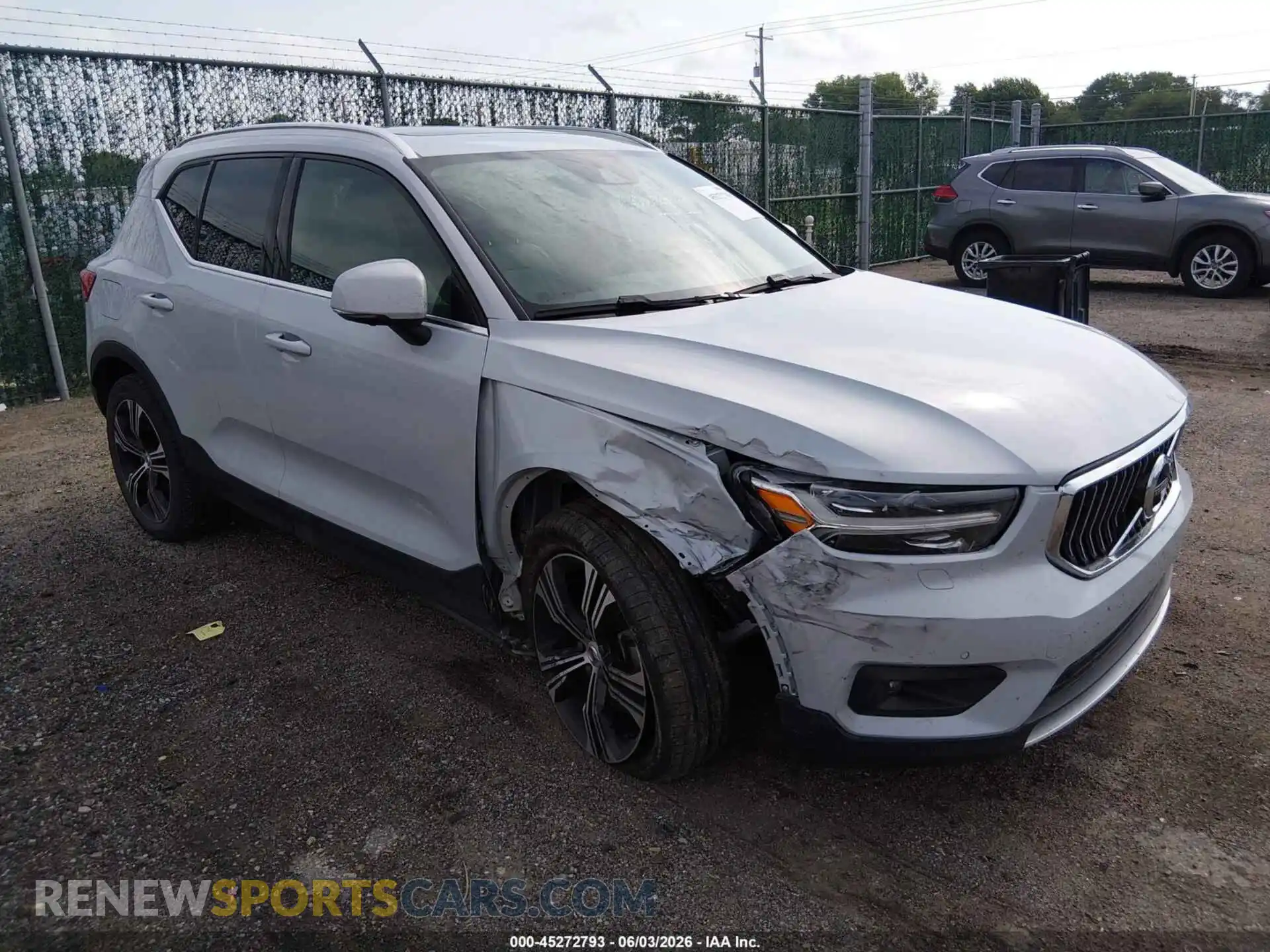 1 Photograph of a damaged car YV4162UL2M2577851 VOLVO XC40 2021