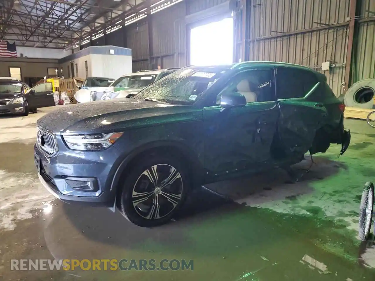 1 Photograph of a damaged car YV4162UL4M2440541 VOLVO XC40 2021