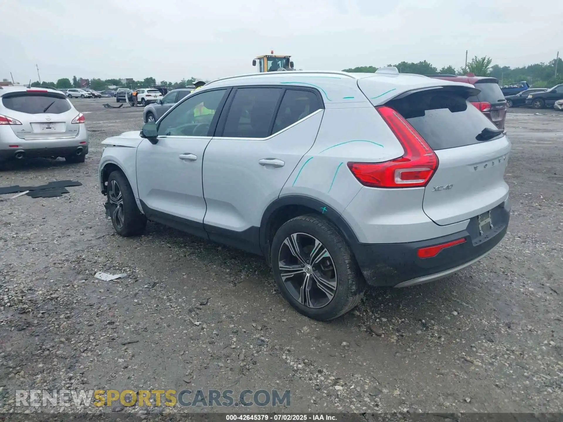 3 Photograph of a damaged car YV4162UL6M2476490 VOLVO XC40 2021