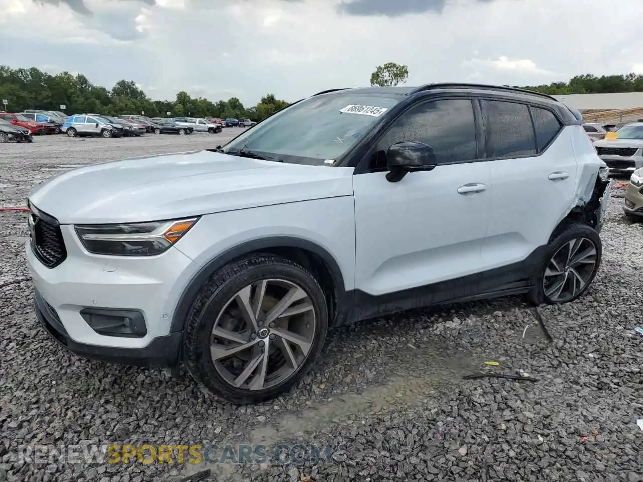 1 Photograph of a damaged car YV4162UM2M2427912 VOLVO XC40 2021