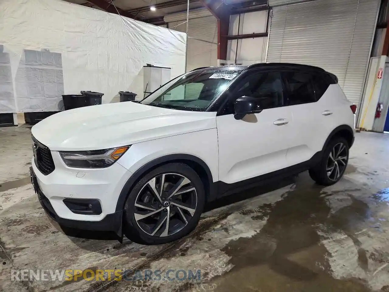 1 fotografías del automóvil dañado YV4162UM3M2461289 VOLVO XC40 2021