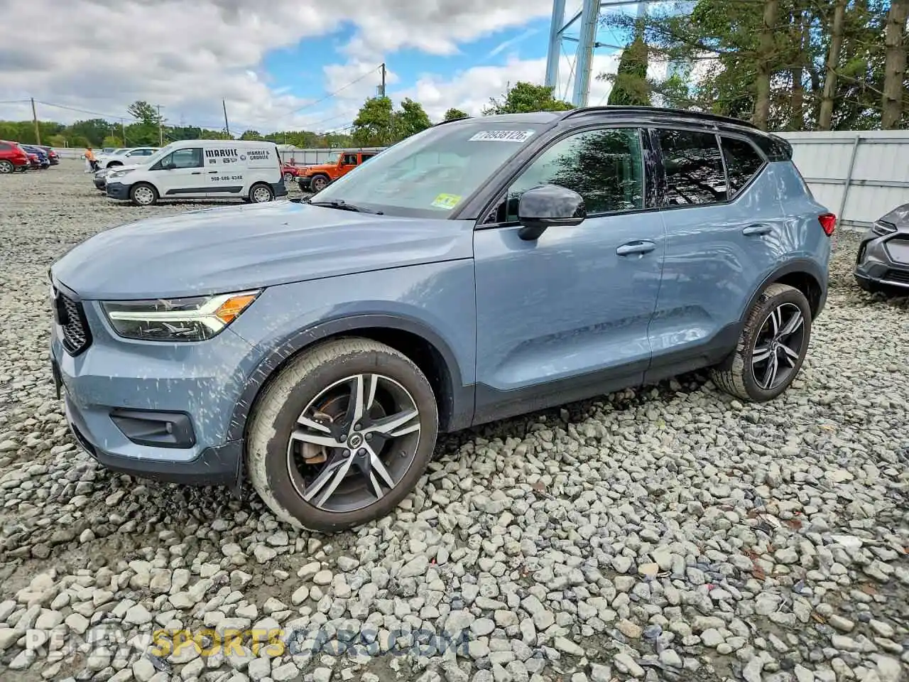 1 Photograph of a damaged car YV4162UM5M2559868 VOLVO XC40 2021