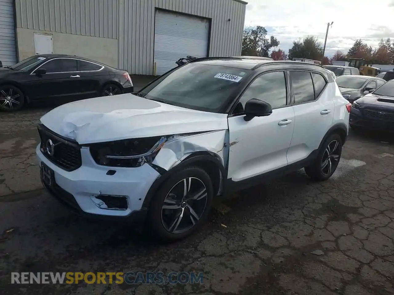1 Фотография поврежденного автомобиля YV4162UM6M2547969 VOLVO XC40 2021