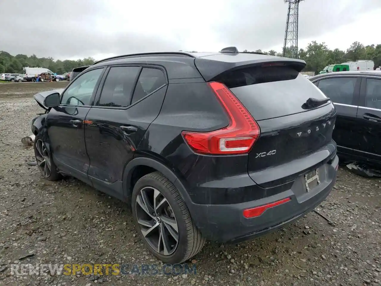 3 Photograph of a damaged car YV4162UM7M2558740 VOLVO XC40 2021