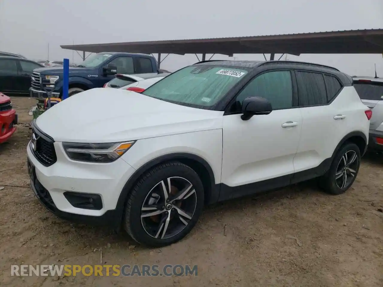 1 Photograph of a damaged car YV4162UMXM2461967 VOLVO XC40 2021