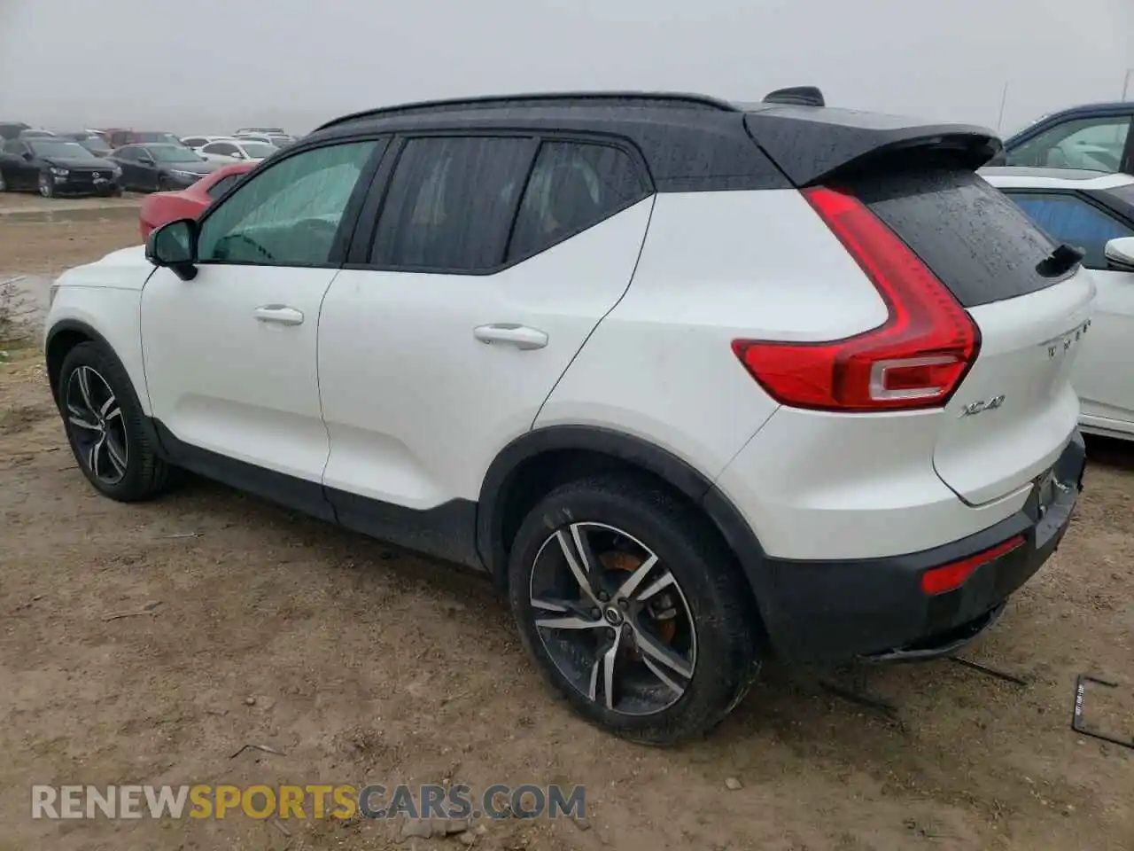 2 Photograph of a damaged car YV4162UMXM2461967 VOLVO XC40 2021