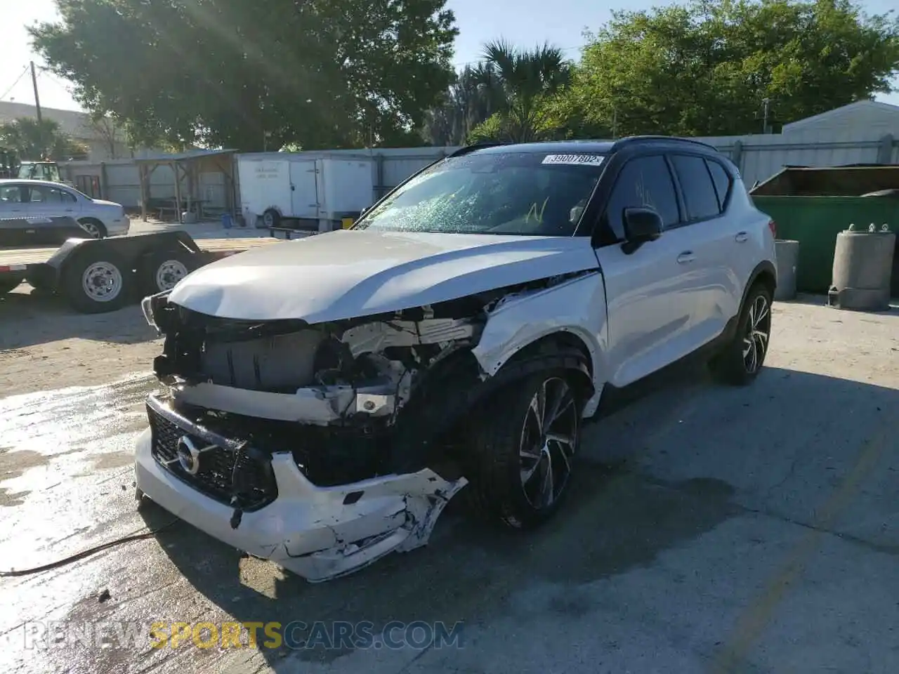2 Photograph of a damaged car YV4AC2HM0M2603701 VOLVO XC40 2021