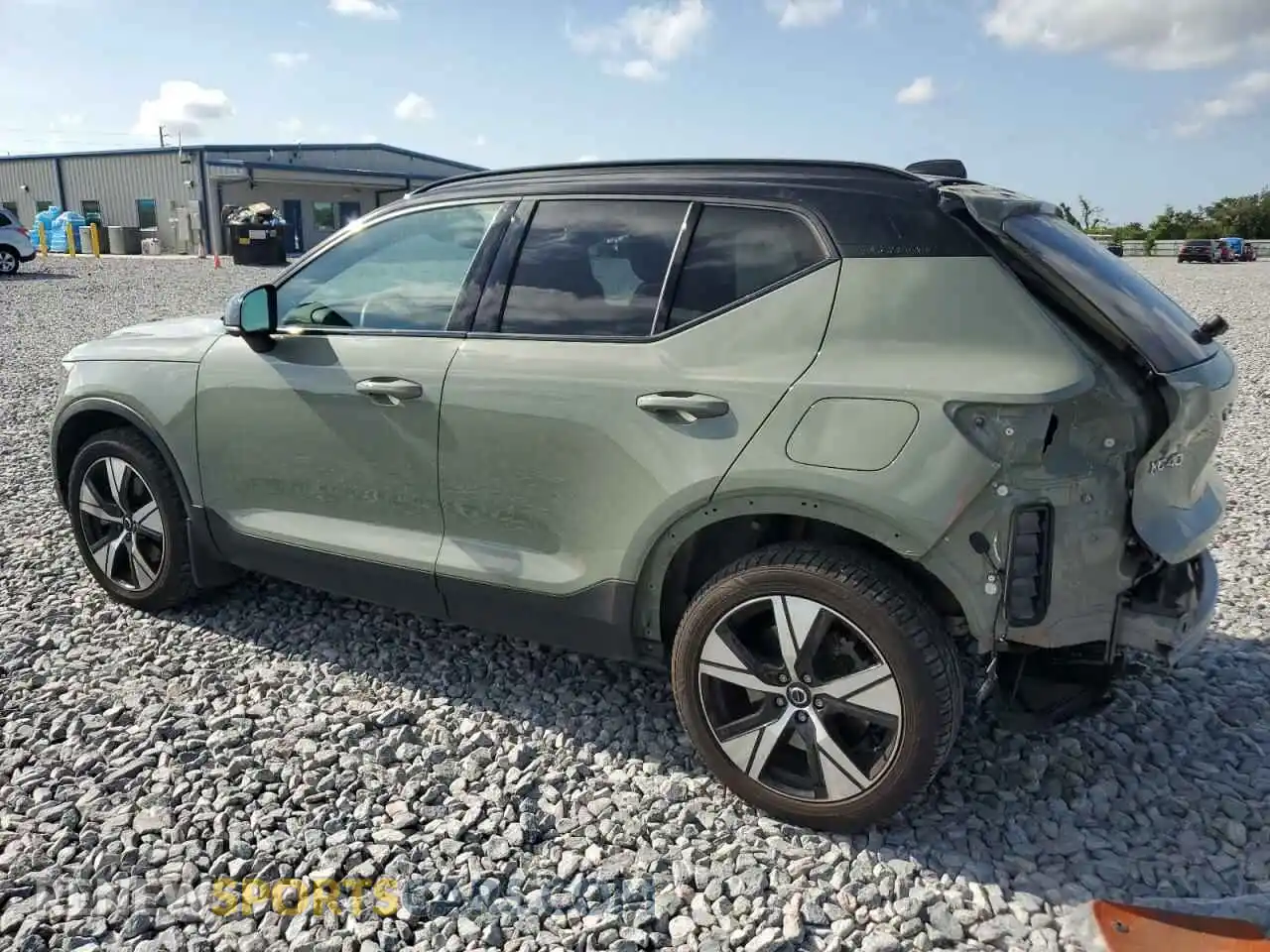 2 Photograph of a damaged car YV4ED3UR1M2525483 VOLVO XC40 2021