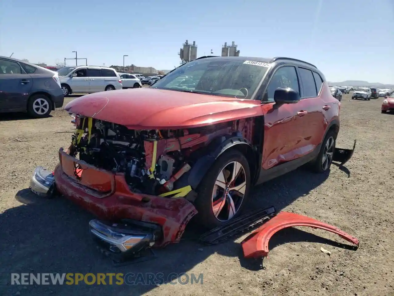 2 Photograph of a damaged car YV4ED3UR4M2582826 VOLVO XC40 2021