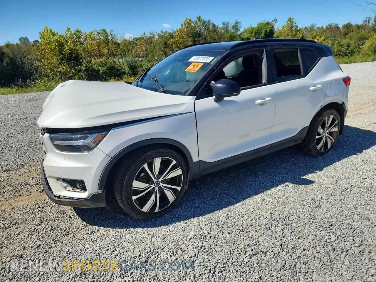 1 Photograph of a damaged car YV4ED3UR8M2544600 VOLVO XC40 2021