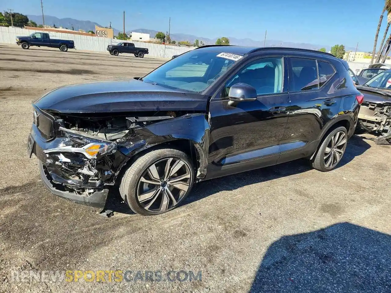 1 Photograph of a damaged car YV4ED3URXM2576285 VOLVO XC40 2021