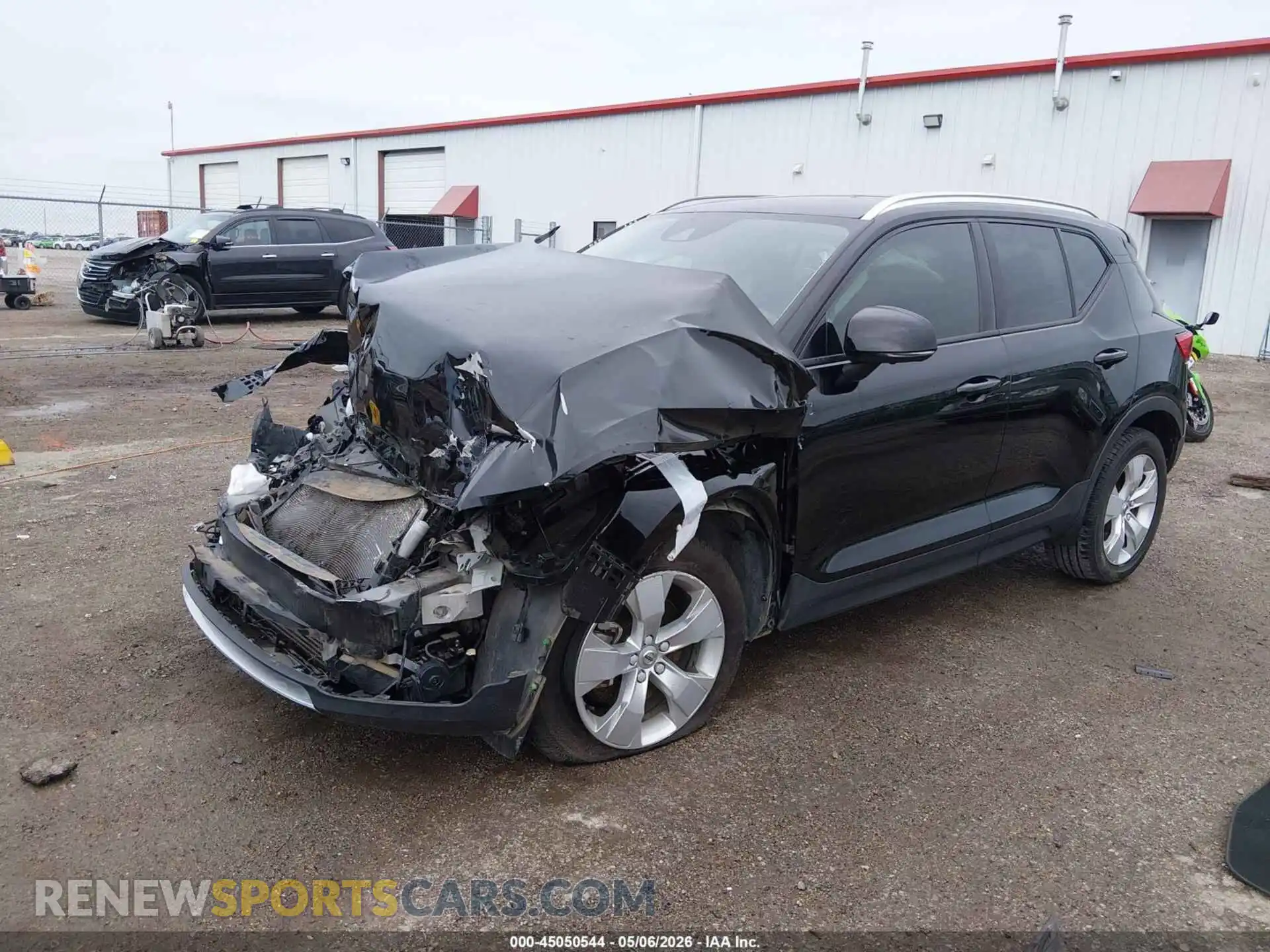 2 Photograph of a damaged car YV4AC2HK3N2772109 VOLVO XC40 2022