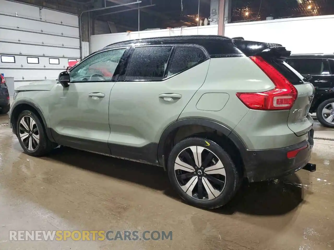 2 Photograph of a damaged car YV4ED3UL4P2065588 VOLVO XC40 2023