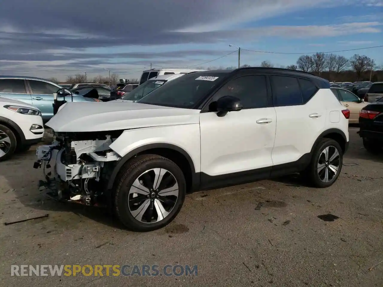 1 Photograph of a damaged car YV4ED3ULXP2067216 VOLVO XC40 2023