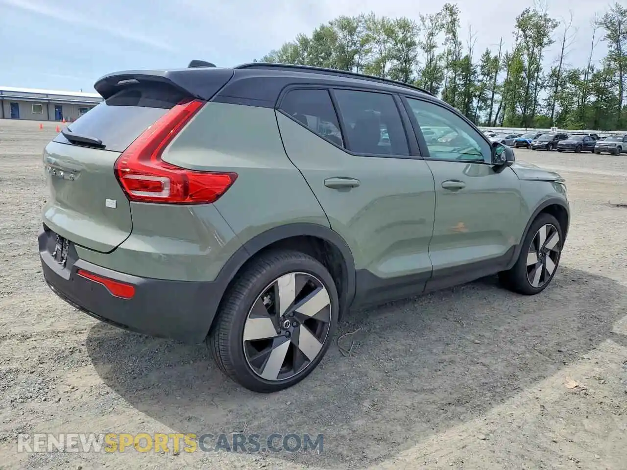 3 Photograph of a damaged car YV4ED3UM7P2993663 VOLVO XC40 2023