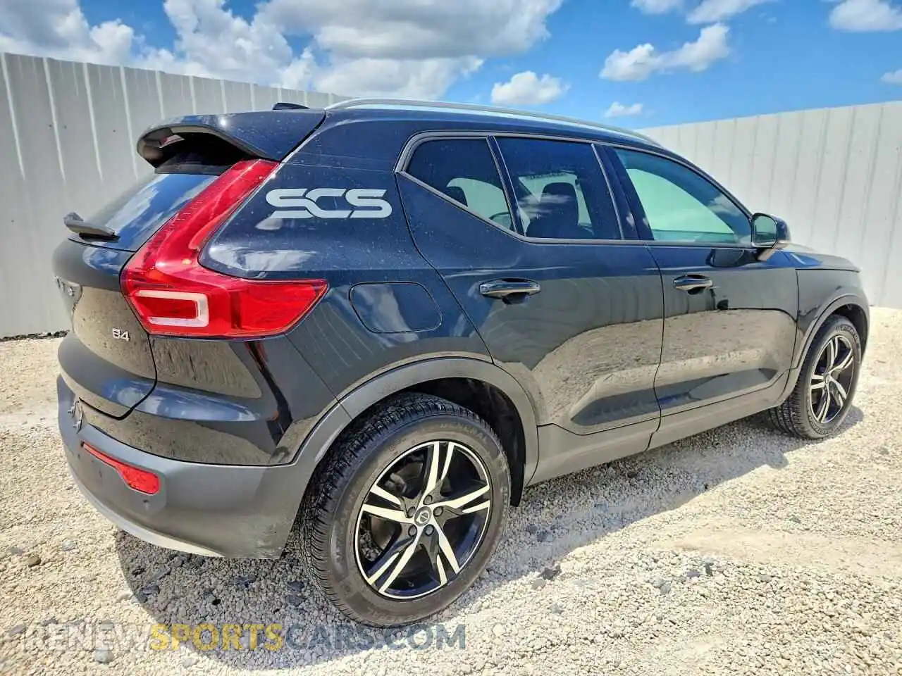 3 Photograph of a damaged car YV4K92HK0P2958891 VOLVO XC40 2023