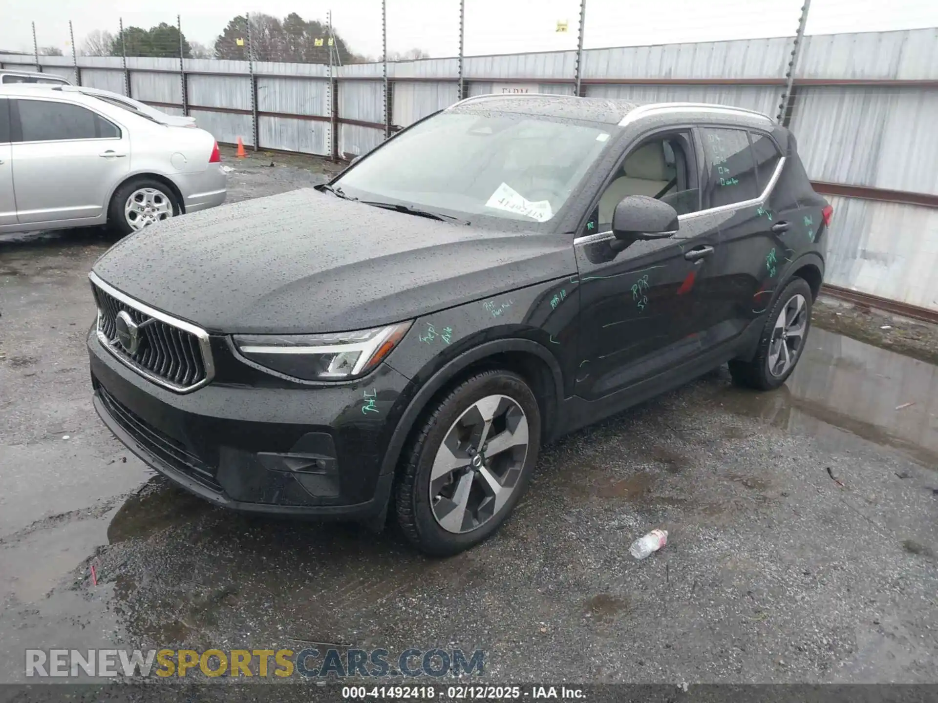2 Photograph of a damaged car YV4K92HN3P2974545 VOLVO XC40 2023