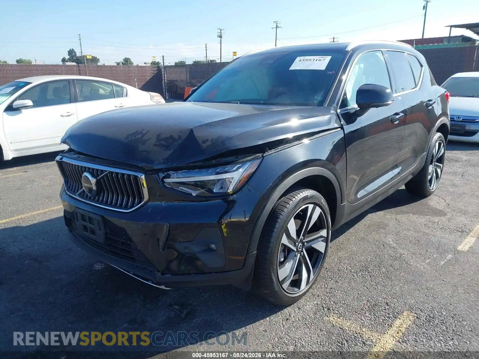 2 Photograph of a damaged car YV4L12UN0P2938975 VOLVO XC40 2023