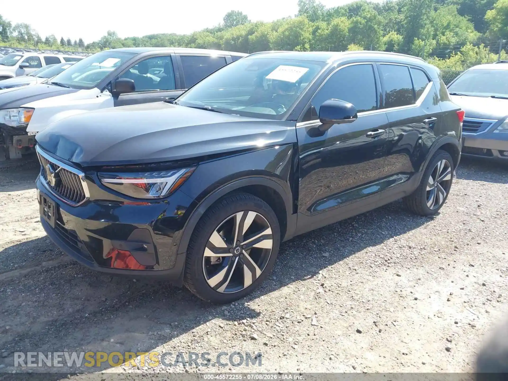2 Photograph of a damaged car YV4L12UN2P2107395 VOLVO XC40 2023