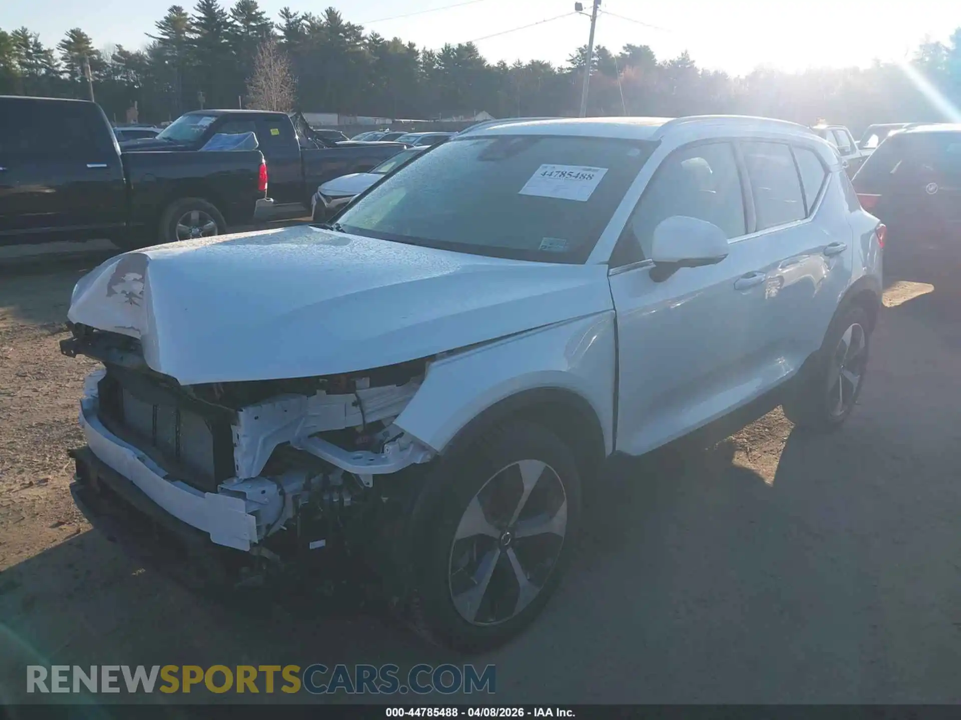 2 Photograph of a damaged car YV4L12UN4P2929308 VOLVO XC40 2023