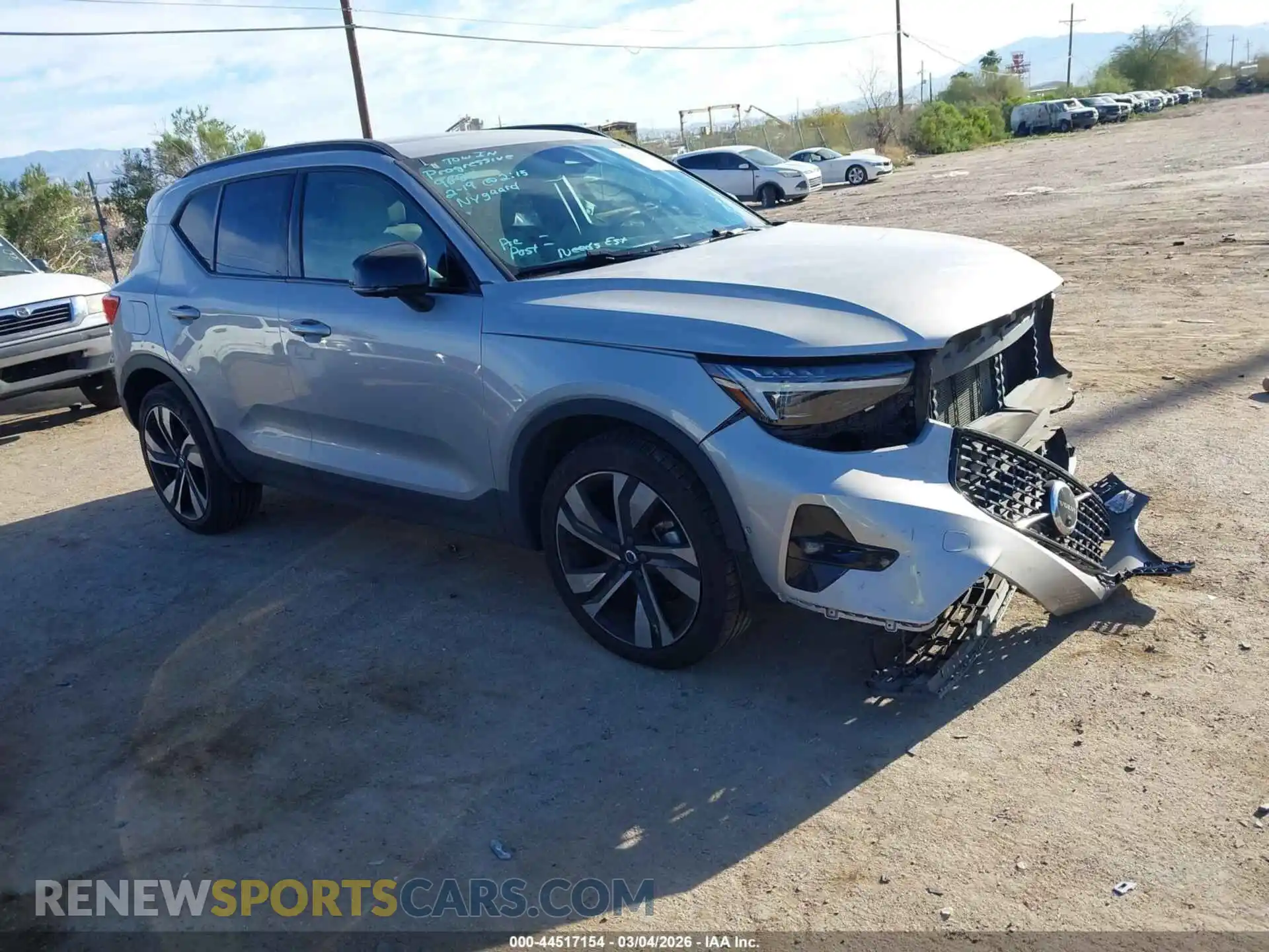 1 Photograph of a damaged car YV4L12UX5P2104377 VOLVO XC40 2023