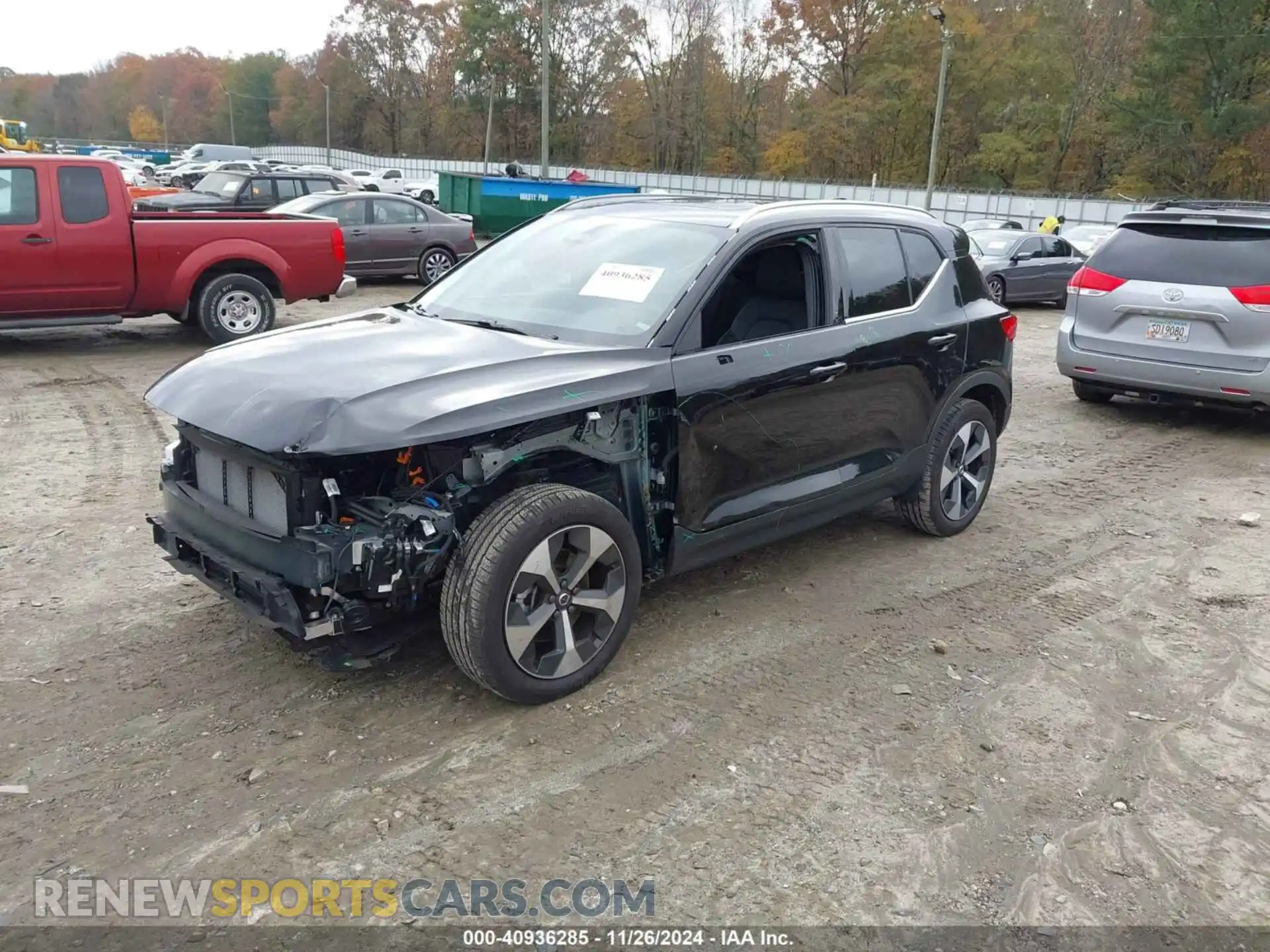 2 Photograph of a damaged car YV4L12UE9R2207612 VOLVO XC40 2024